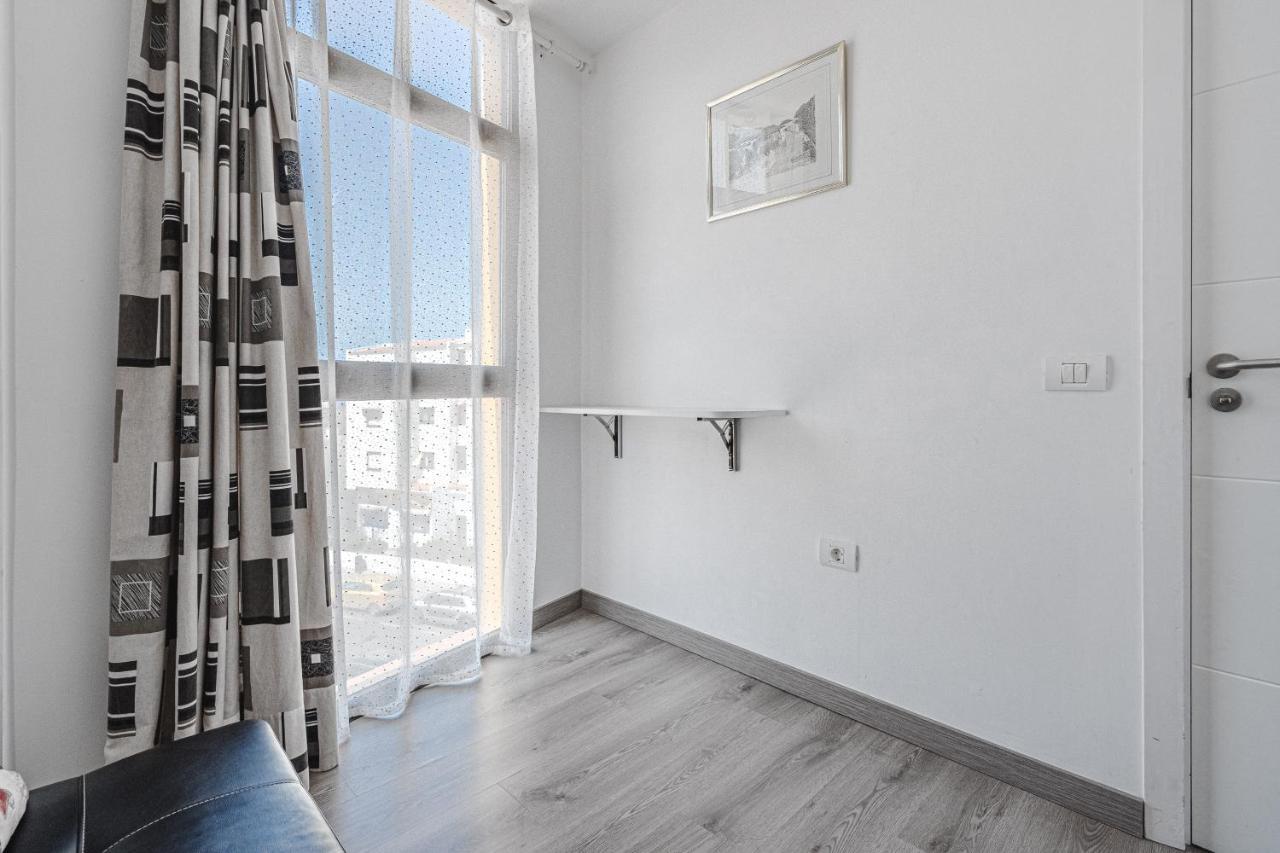 Family Apartment With 3 Bedrooms And Balcony Near Los Gigantes And Ocean Puerto de Santiago  Extérieur photo