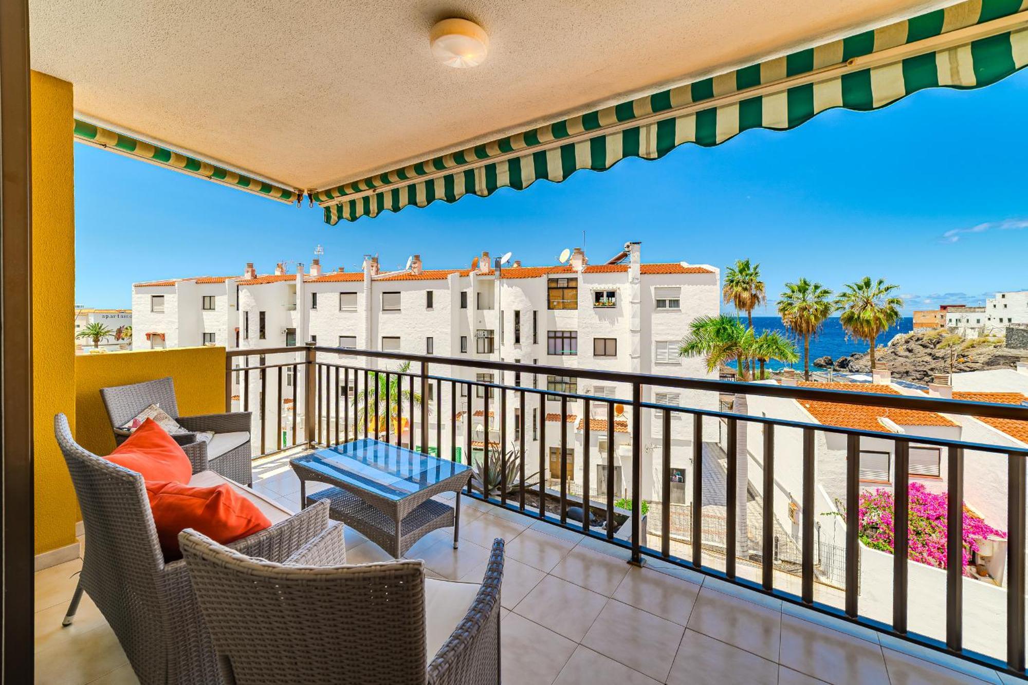 Family Apartment With 3 Bedrooms And Balcony Near Los Gigantes And Ocean Puerto de Santiago  Extérieur photo