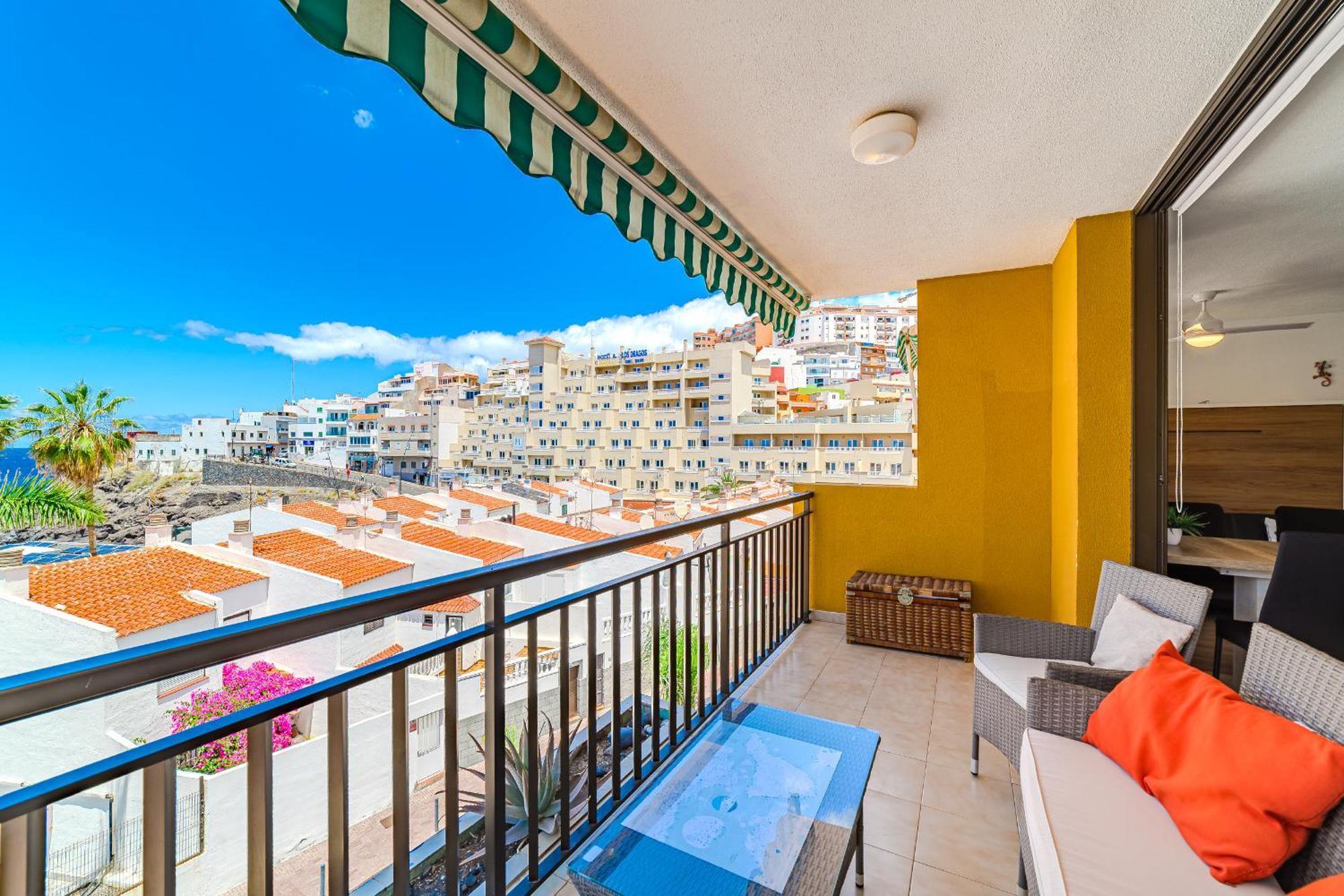Family Apartment With 3 Bedrooms And Balcony Near Los Gigantes And Ocean Puerto de Santiago  Extérieur photo